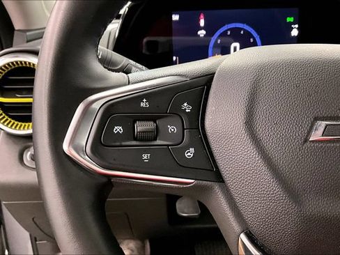 Used 2025 Chevrolet Trax ACTIV w/ Driver Confidence Package FWD image 26