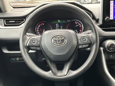 Used 2024 Toyota RAV4 XLE image 19