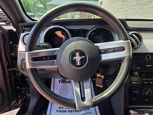 Used 2006 Ford Mustang GT Premium RWD image 19