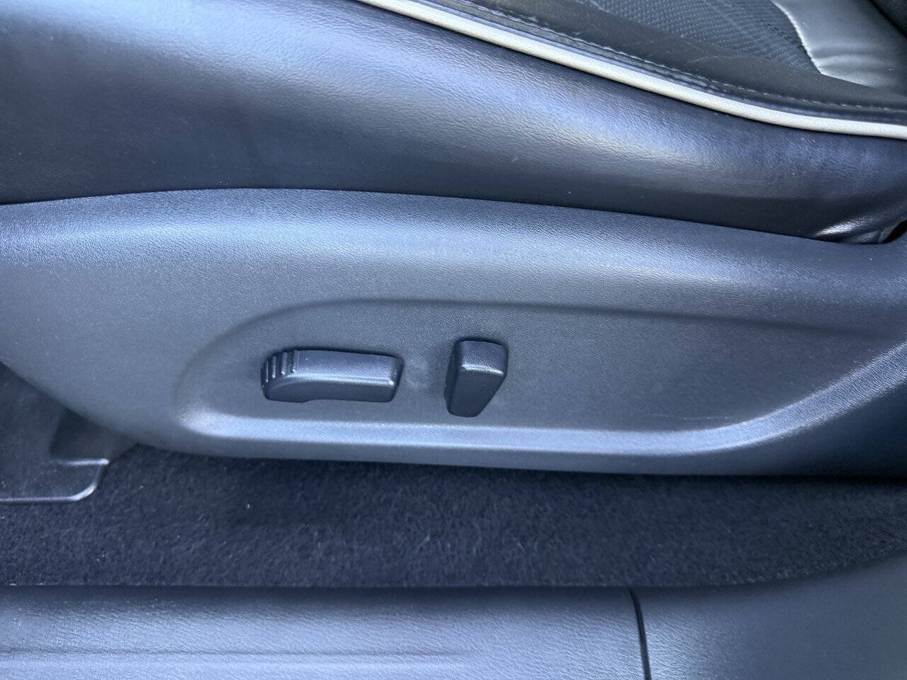 Used 2018 INFINITI QX60 FWD image 19