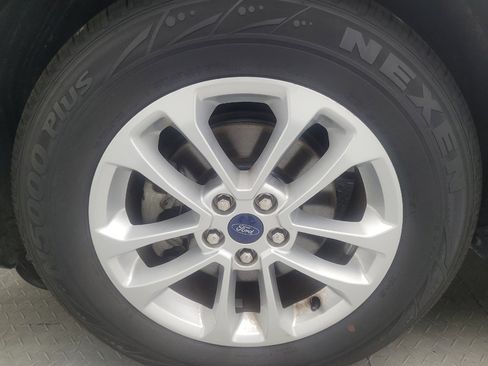 Used 2020 Ford Escape SE FWD image 31