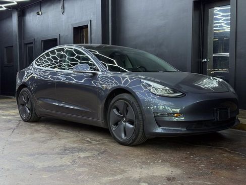 Used 2018 Tesla Model 3 Long Range image 11