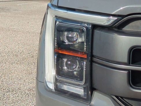Used 2021 Ford F150 Lariat w/ Equipment Group 502A High image 10