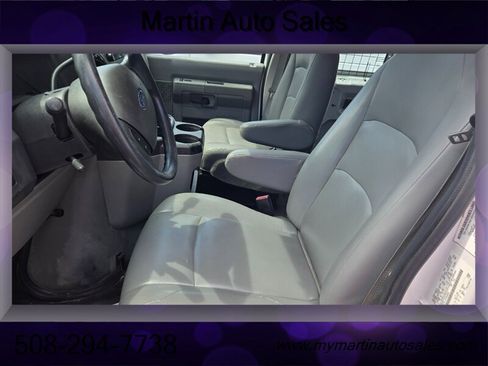 Used 2013 Ford E-350 and Econoline 350 Super Duty w/ Commercial Cargo Van Pkg RWD image 12