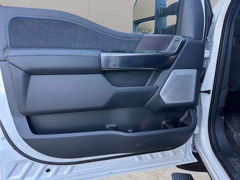 New 2026 Ford F250 Platinum AWD/4WD image 10