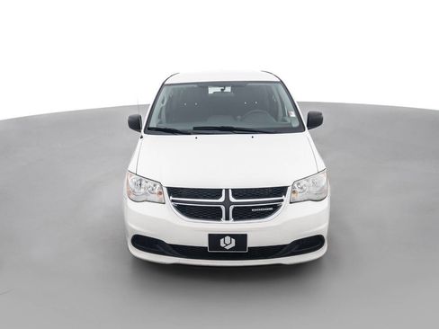 Used 2011 Dodge Grand Caravan Express FWD image 2