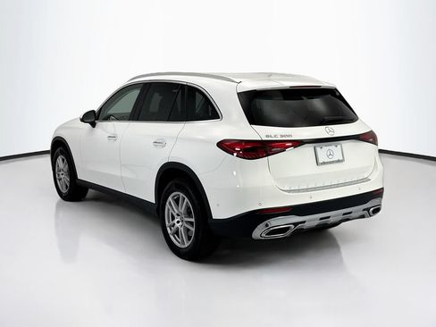 Certified 2026 Mercedes-Benz GLC 300 image 7