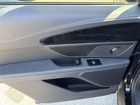 New 2025 Lincoln Nautilus Reserve w/ Jet Appearance Package image 19