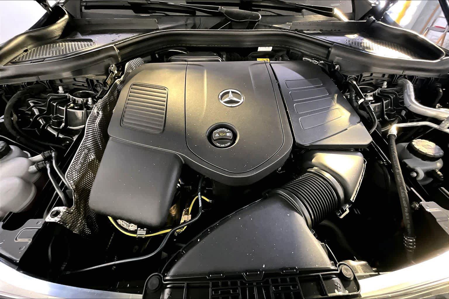 Used 2026 Mercedes-Benz GLC 300 4MATIC image 14
