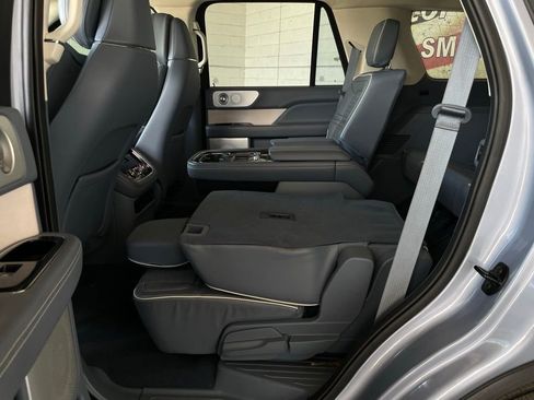 Used 2021 Lincoln Navigator Black Label w/ Cargo Convenience Package image 14