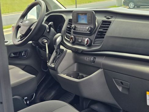 New 2025 Ford Transit 250 Low Roof image 7
