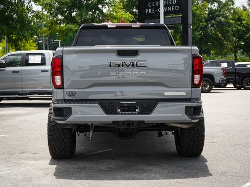 Used 2024 GMC Sierra 1500 Elevation AWD/4WD image 9