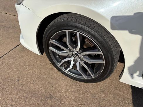 Used 2016 Scion tC image 21