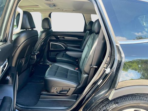 Used 2022 Kia Telluride EX w/ EX Premium Package FWD image 26