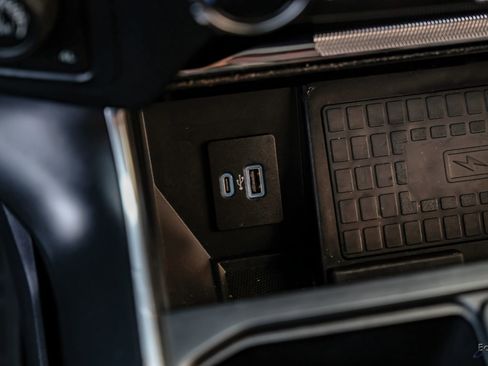 Used 2022 Ford F150 Raptor w/ Equipment Group 801A High image 75