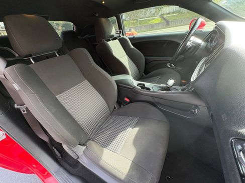 Used 2021 Dodge Challenger GT w/ Performance Handling Group image 18