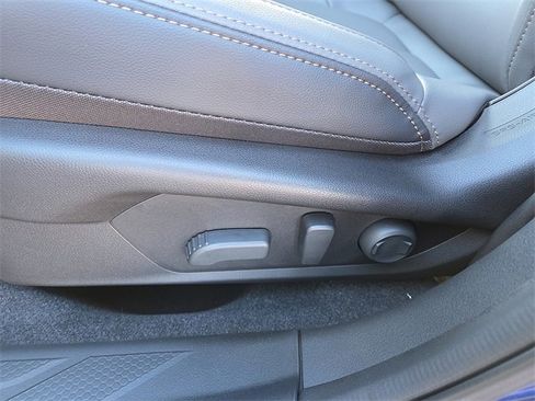 New 2026 Subaru Outback Limited image 9