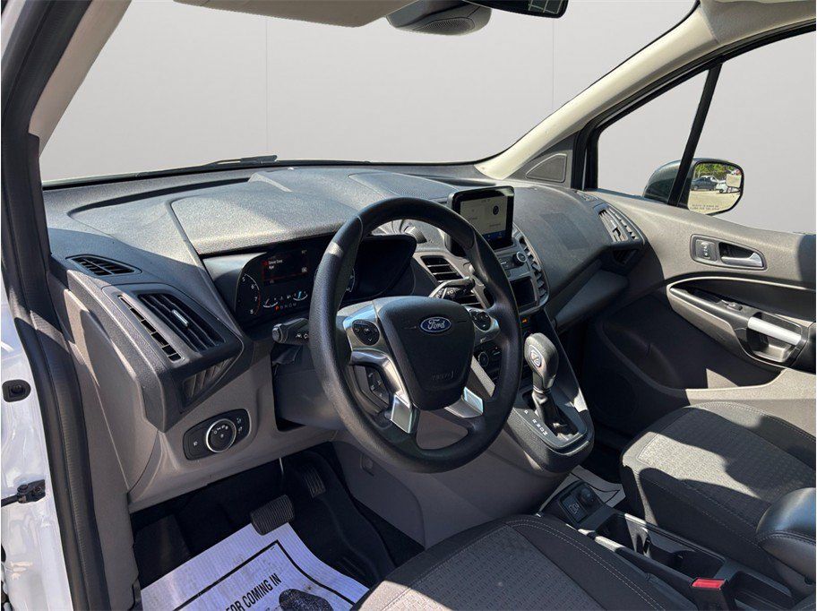 Used 2023 Ford Transit Connect XLT FWD image 6