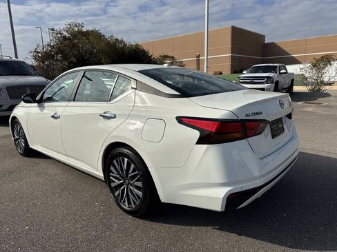 Used 2025 Nissan Altima 2.5 SV image 7