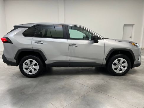 Used 2024 Toyota RAV4 LE image 8