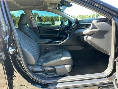 Used 2023 Toyota Camry SE w/ Cold Weather Package AWD/4WD image 26