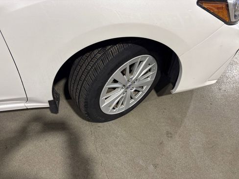 Used 2017 Subaru Impreza 2.0i Premium image 33