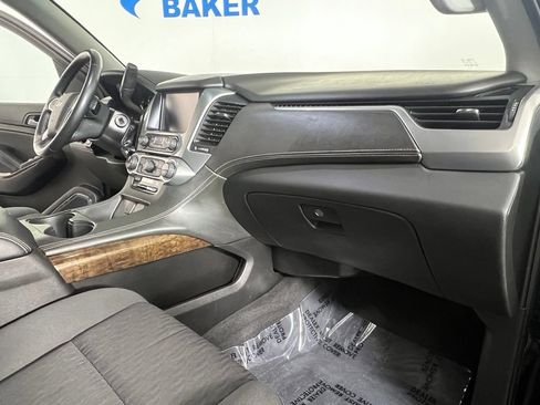 Used 2020 Chevrolet Suburban LS w/ Max Trailering Package AWD/4WD image 11
