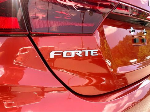Used 2023 Kia Forte LXS FWD image 16