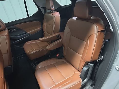 Used 2018 Chevrolet Traverse High Country image 32