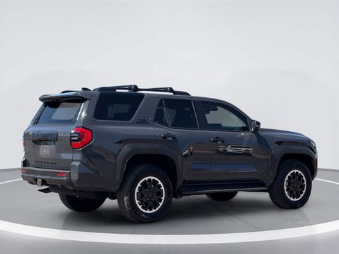 Used 2025 Toyota 4Runner TRD Off-Road Premium AWD/4WD image 6