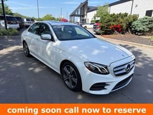 Used 2017 Mercedes-Benz E 300 4MATIC image 1