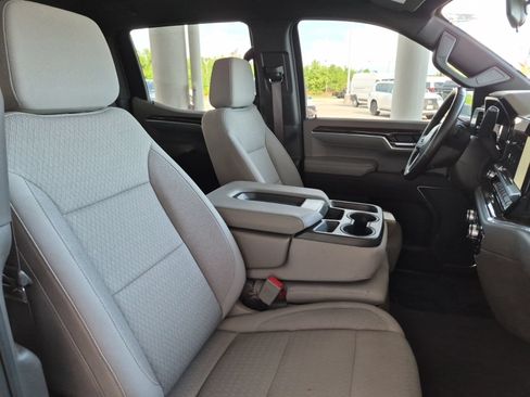 Used 2023 GMC Sierra 1500 SLE AWD/4WD image 7