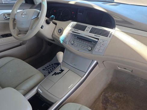 Used 2007 Toyota Avalon Limited FWD image 26