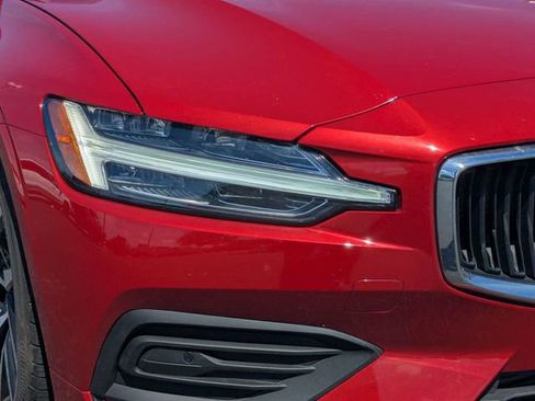 Used 2019 Volvo S60 T6 Momentum AWD/4WD image 9