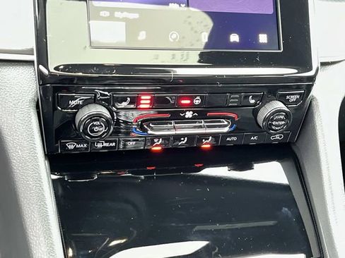 New 2025 Jeep Grand Cherokee image 26