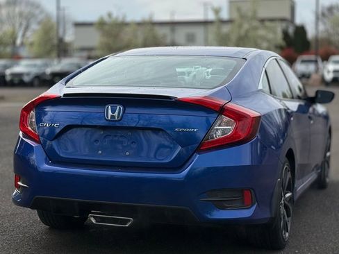 Used 2021 Honda Civic Sport image 5