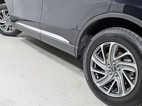 Used 2024 Lincoln Aviator AWD w/ Elements Package image 12