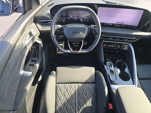 New 2026 Audi SQ5 Premium Plus AWD/4WD image 23