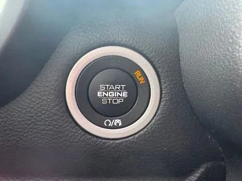 Used 2019 RAM 1500 Big Horn AWD/4WD image 24