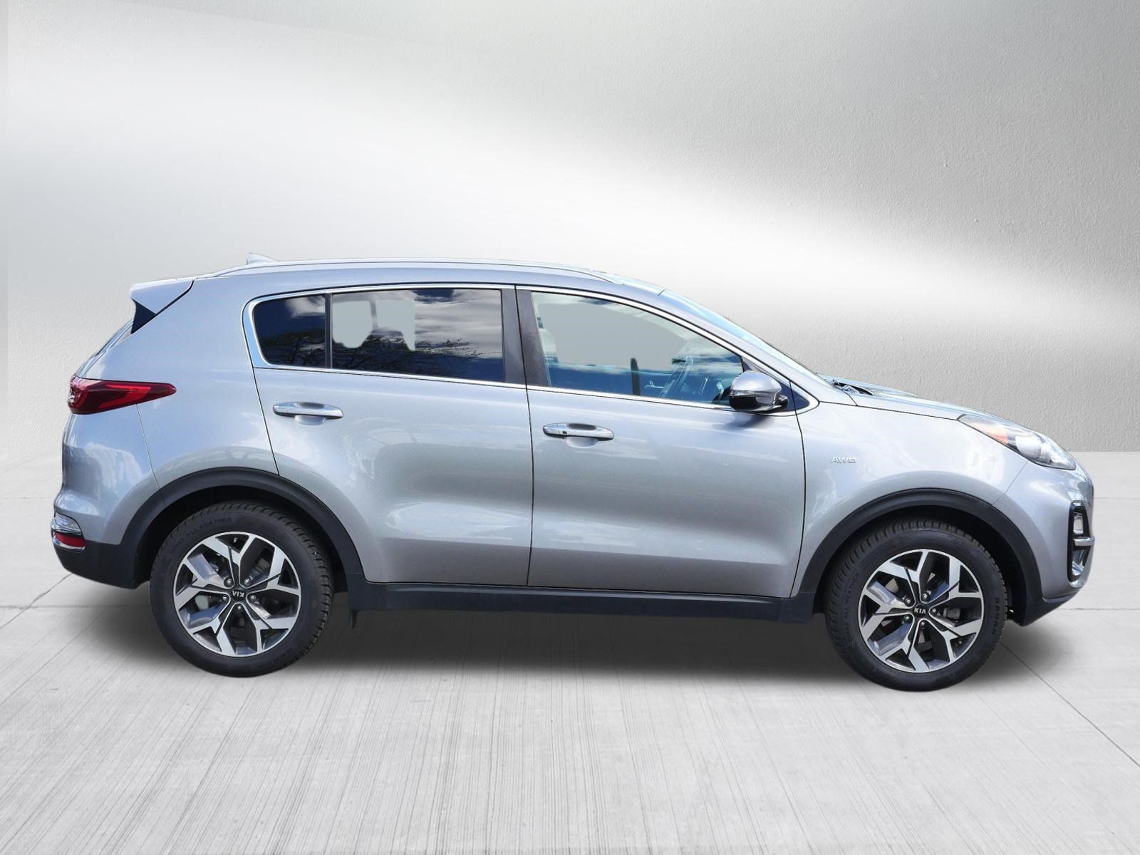 Used 2021 Kia Sportage EX AWD/4WD image 8