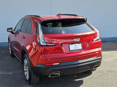 Certified 2023 Cadillac XT4 Sport FWD image 3