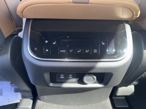 New 2026 Nissan Armada Platinum Reserve AWD/4WD image 6