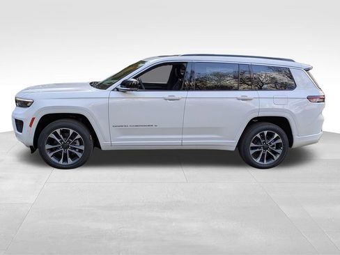 New 2025 Jeep Grand Cherokee L Overland w/ Advanced Protech Group III image 6