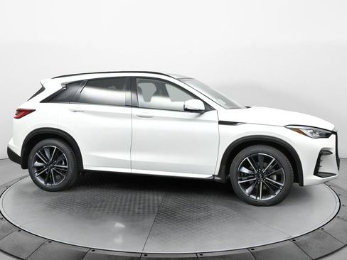 New 2025 INFINITI QX50 Sport image 8