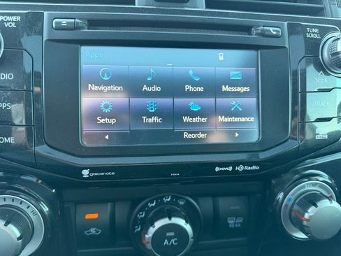 Used 2018 Toyota 4Runner TRD Off-Road Premium AWD/4WD image 9