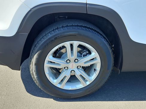 Used 2022 GMC Terrain SLE w/ Driver Convenience Package FWD image 12