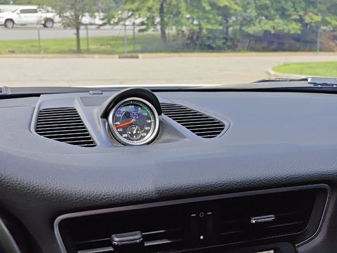 Used 2015 Porsche 911 Carrera S RWD image 39