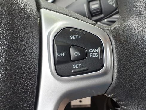 Used 2014 Ford Fiesta SE w/ Equipment Group 201A FWD image 9
