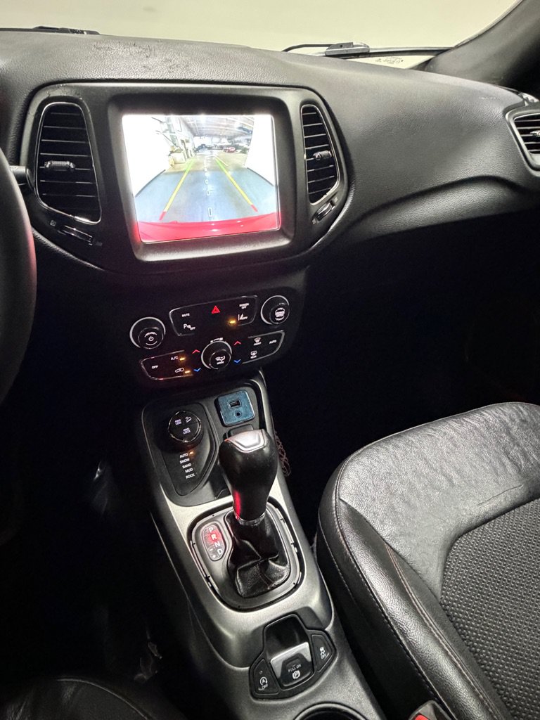 Used 2021 Jeep Compass Trailhawk AWD/4WD image 13
