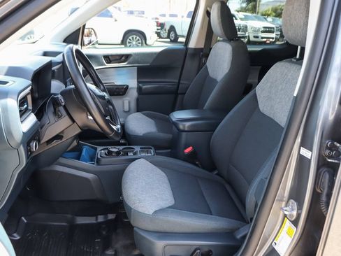 Used 2025 Ford Maverick XLT w/ XLT Luxury Package FWD image 17